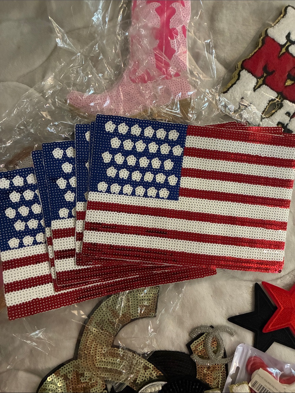 Iron on patch bundle - Picture 2 of 8